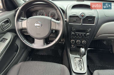 Седан Nissan Almera 2008 в 