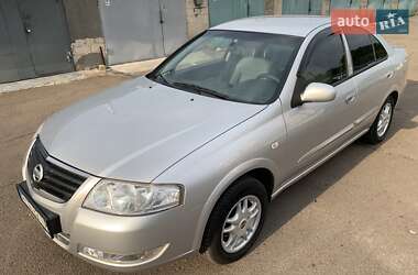 Седан Nissan Almera 2012 в 