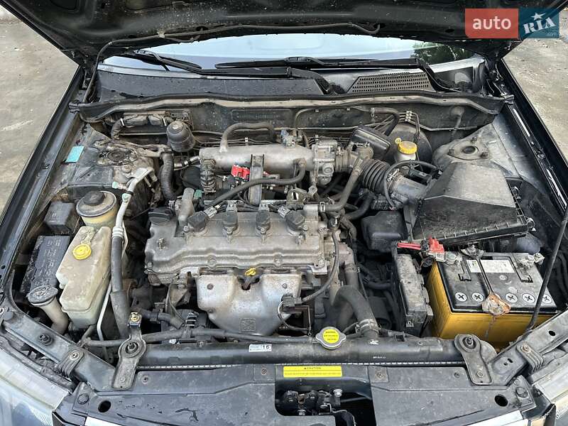 Седан Nissan Almera 2012 в Києві