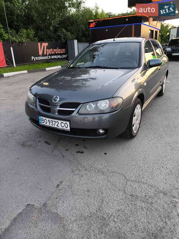 Хетчбек Nissan Almera 2005 в Бучачі