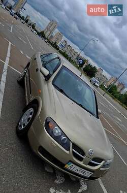 Седан Nissan Almera 2003 в Киеве