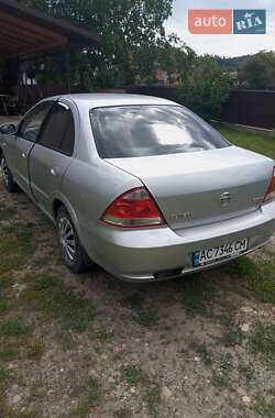 Седан Nissan Almera 2012 в Черновцах