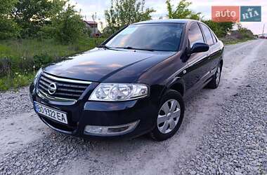 Седан Nissan Almera 2012 в Чорткові