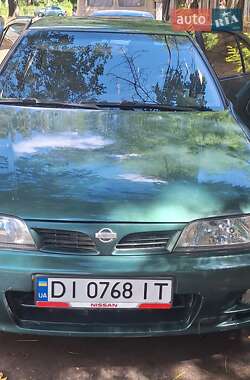 Седан Nissan Almera 1996 в Одесі