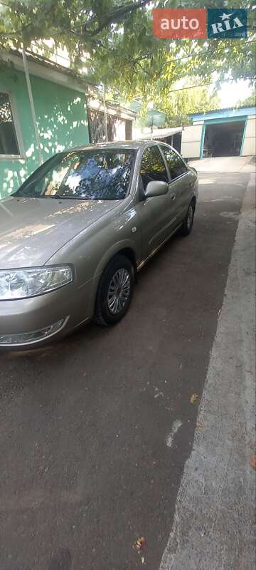 Седан Nissan Almera 2010 в Одессе