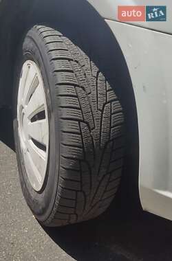 Седан Nissan Almera 2011 в 