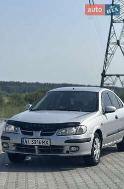 Седан Nissan Almera 2002 в Малой Виске