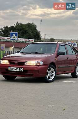 Хэтчбек Nissan Almera 1996 в Одессе