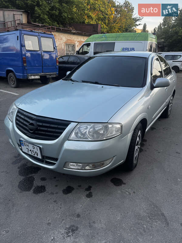 Nissan Almera 2007