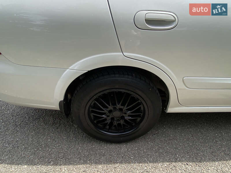 Седан Nissan Almera 2012 в Тернополе