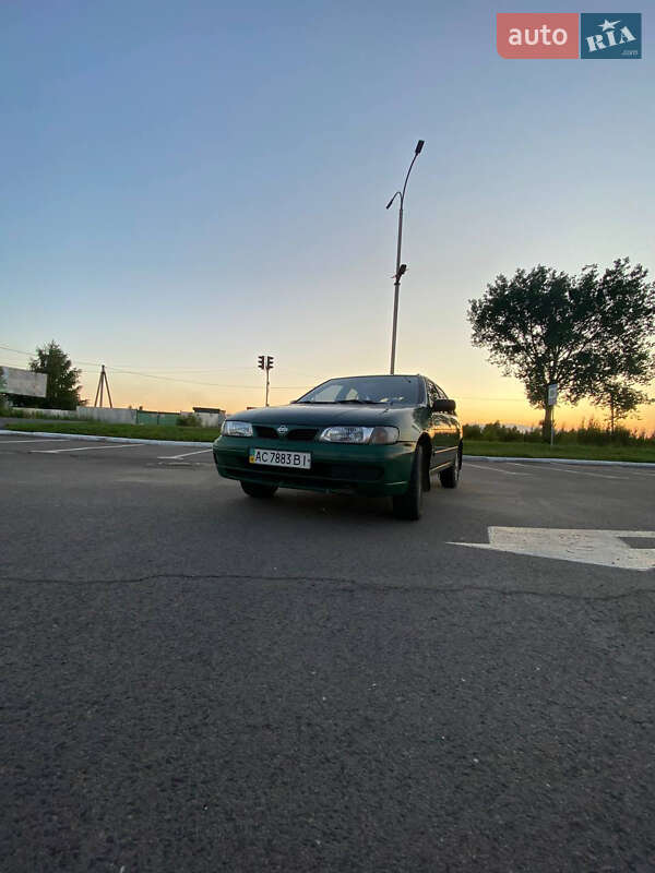 Nissan Almera 1997