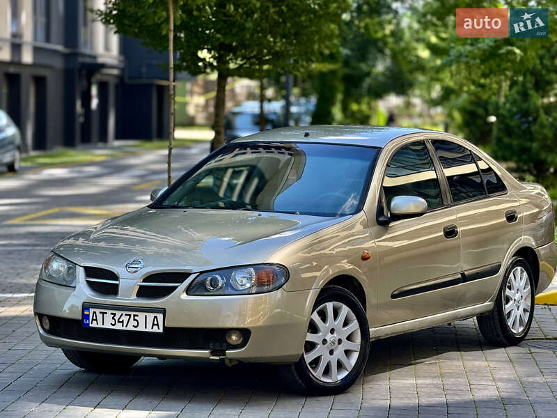 Nissan Almera 2004