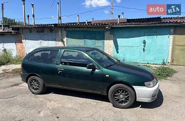 Хэтчбек Nissan Almera 1996 в Харькове
