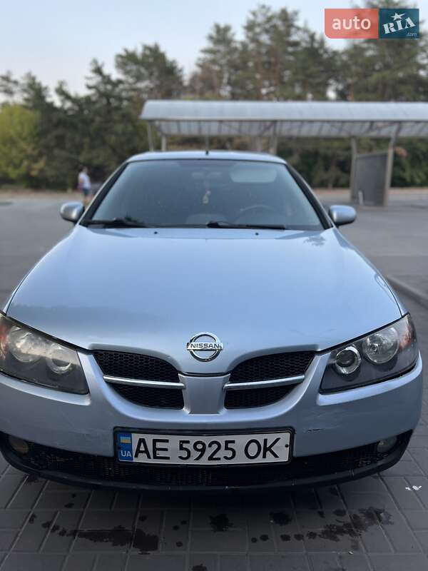 Nissan Almera 2006