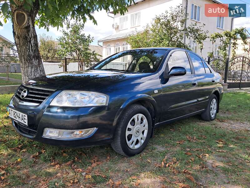 Nissan Almera 2006