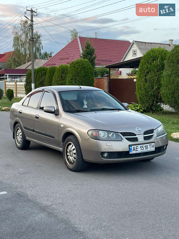 Nissan Almera 2005 Nissan Almera 2005