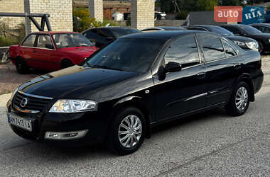 Седан Nissan Almera 2012 в Коростишеві