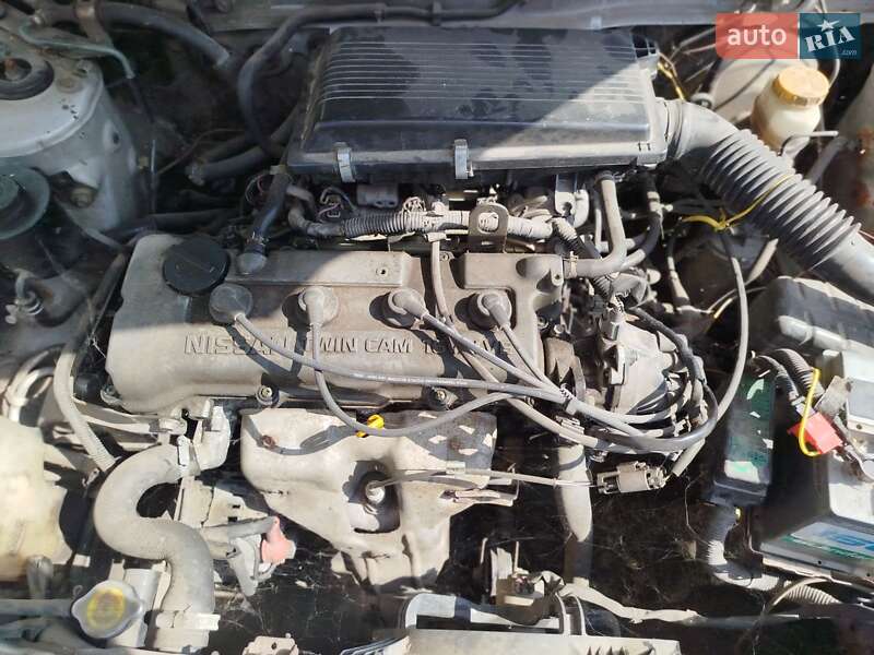 Седан Nissan Almera 1997 в Рівному