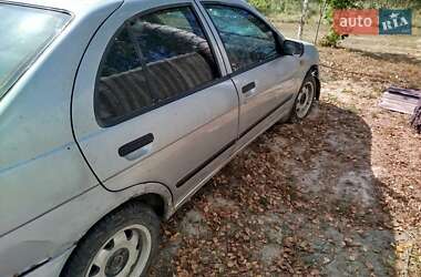 Седан Nissan Almera 1997 в Ровно