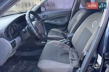Седан Nissan Almera 2006 в 