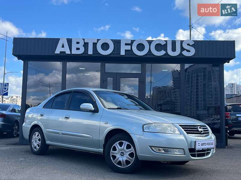 Nissan Almera 2006