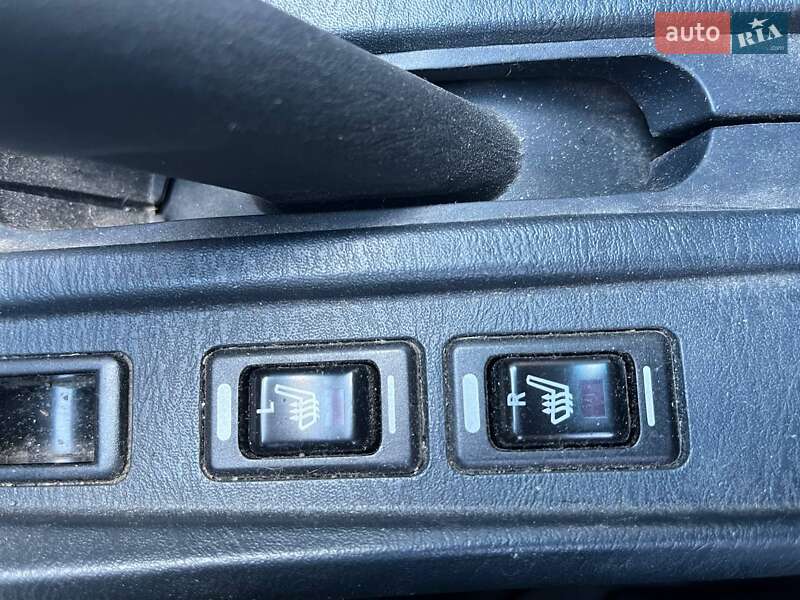 Седан Nissan Almera 2006 в Киеве