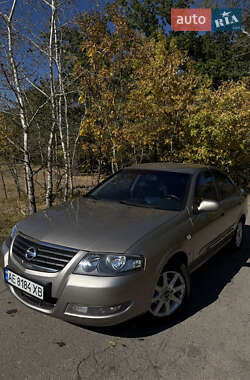 Седан Nissan Almera 2012 в Новомосковську