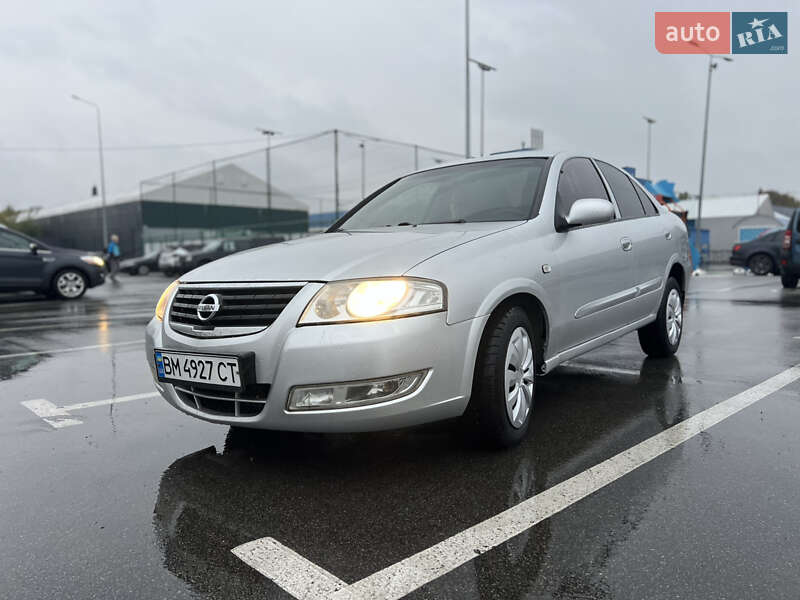 Nissan Almera 2010