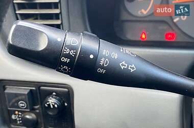 Седан Nissan Almera 2010 в 