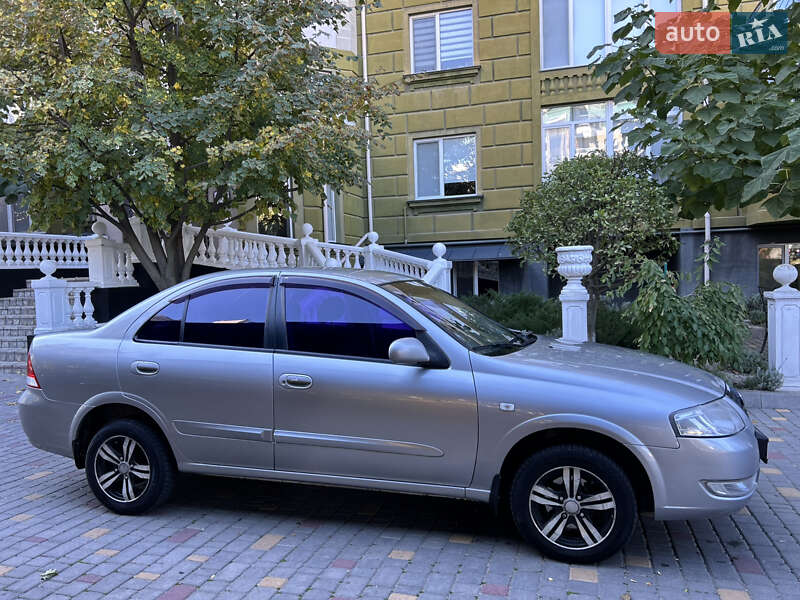Седан Nissan Almera 2008 в Одессе