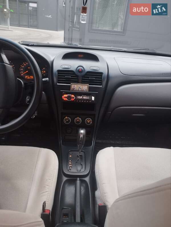 Седан Nissan Almera 2011 в Луцьку фото 32 Седан Nissan Almera 2011 в Луцьку