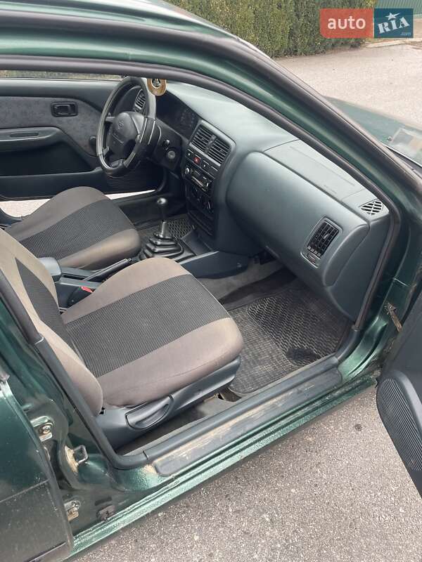 Седан Nissan Almera 1995 в Вінниці фото 16 Седан Nissan Almera 1995 в Вінниці