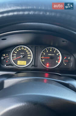 Седан Nissan Almera 2005 в Ужгороде