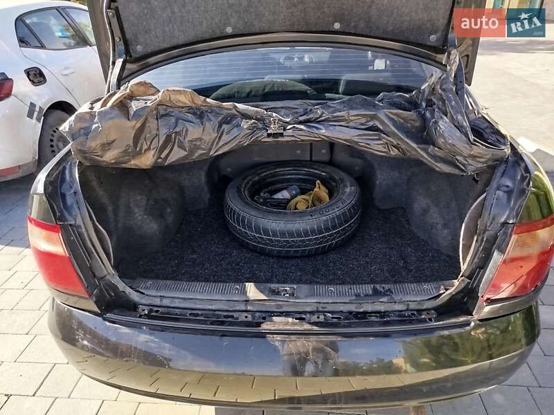 Седан Nissan Almera 2005 в Хмельницькому фото 29 Седан Nissan Almera 2005 в Хмельницькому