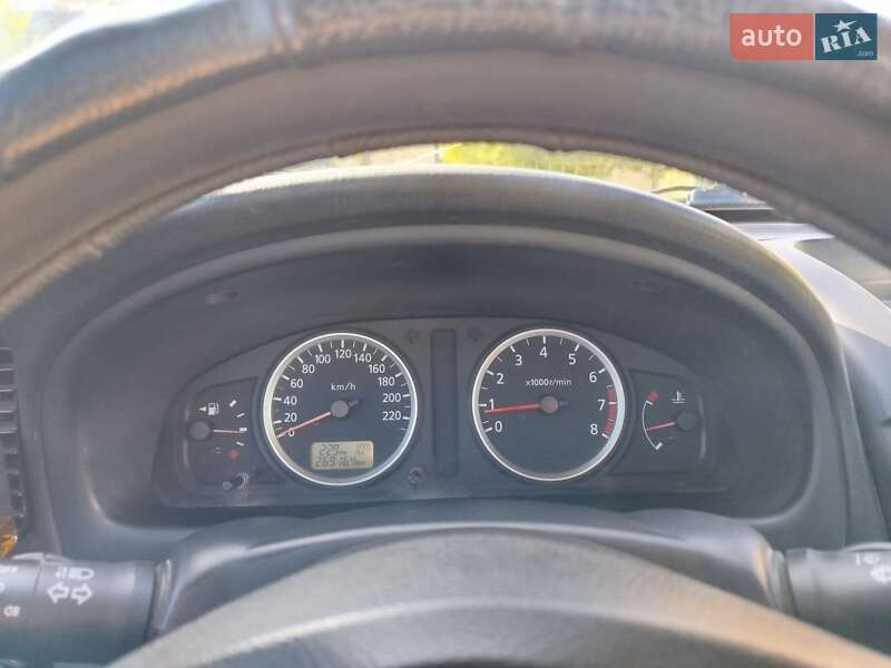 Седан Nissan Almera 2005 в Хмельницькому фото 36 Седан Nissan Almera 2005 в Хмельницькому