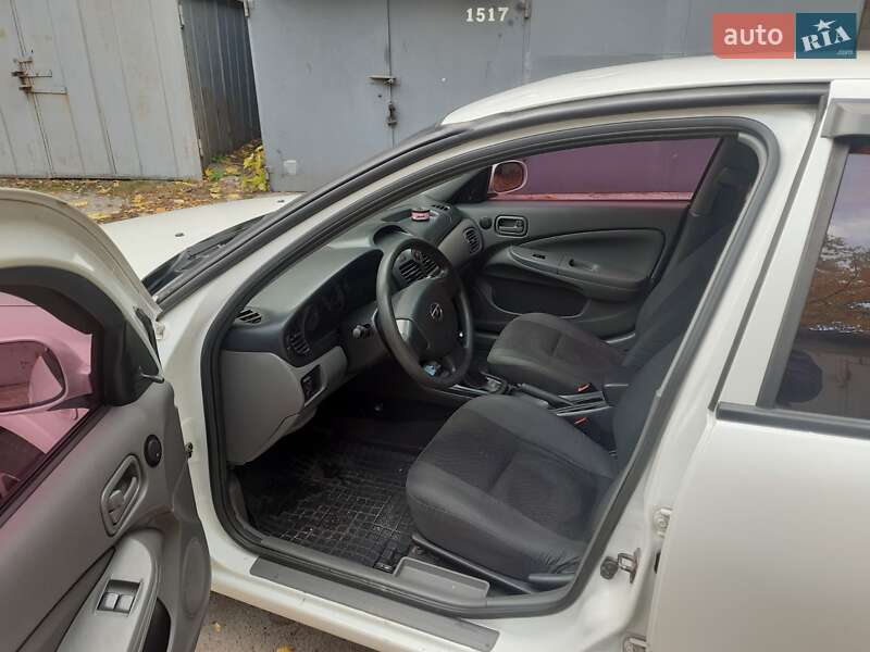 Седан Nissan Almera 2012 в Дніпрі фото 8 Седан Nissan Almera 2012 в Дніпрі