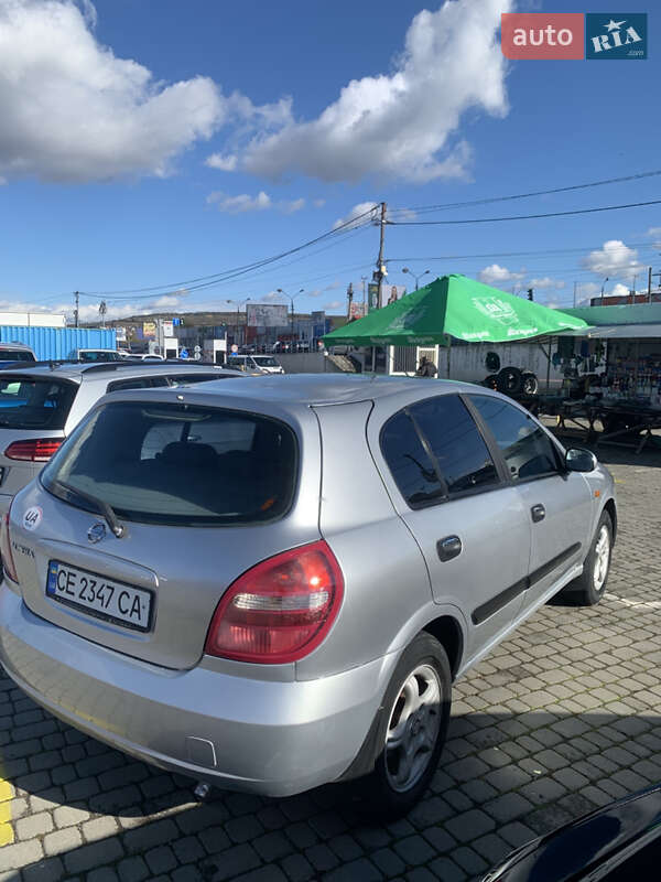Хетчбек Nissan Almera 2003 в Чернівцях