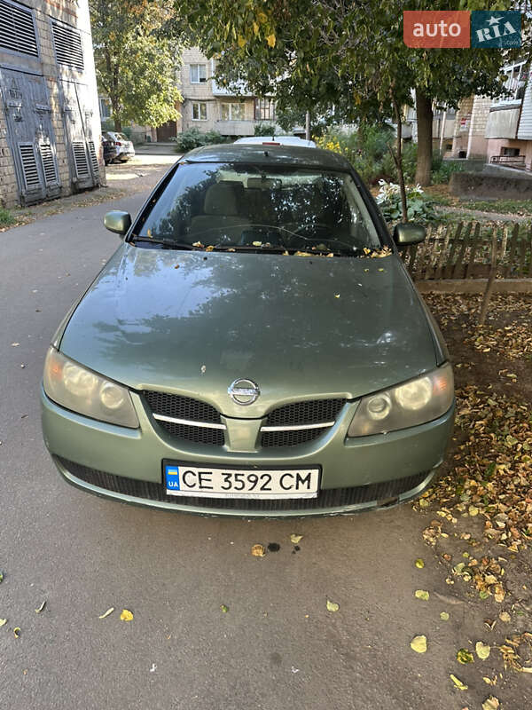 Nissan Almera 2004