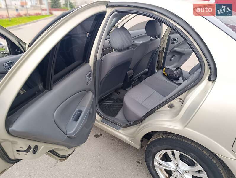 Седан Nissan Almera 2007 в Дніпрі