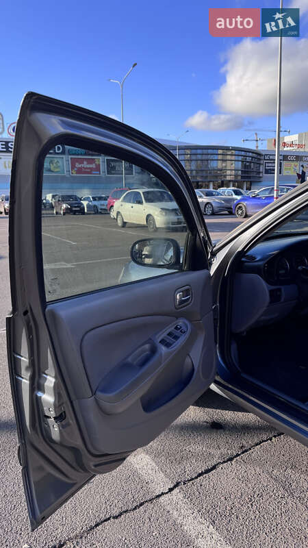Седан Nissan Almera 2002 в Одесі фото 10 Седан Nissan Almera 2002 в Одесі