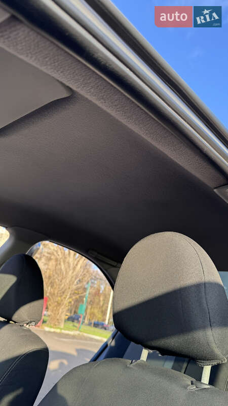 Седан Nissan Almera 2002 в Одесі фото 24 Седан Nissan Almera 2002 в Одесі