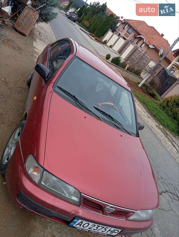 Седан Nissan Almera 1996 в Ужгороде фото Седан Nissan Almera 1996 в Ужгороде
