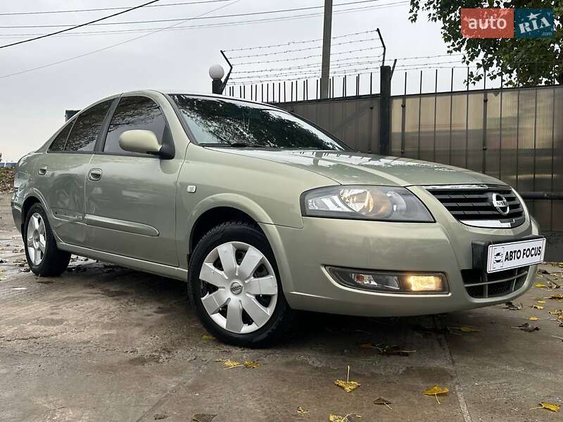 Nissan Almera 2010 Nissan Almera 2010