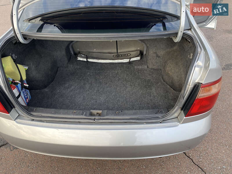 Седан Nissan Almera 2004 в Ужгороде фото 7 Седан Nissan Almera 2004 в Ужгороде