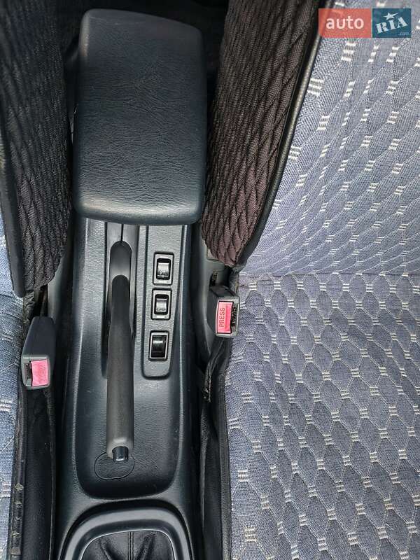 Седан Nissan Almera 2007 в Горишних Плавнях