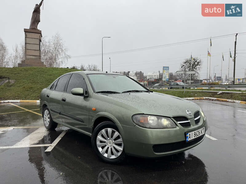 Седан Nissan Almera 2004 в Києві