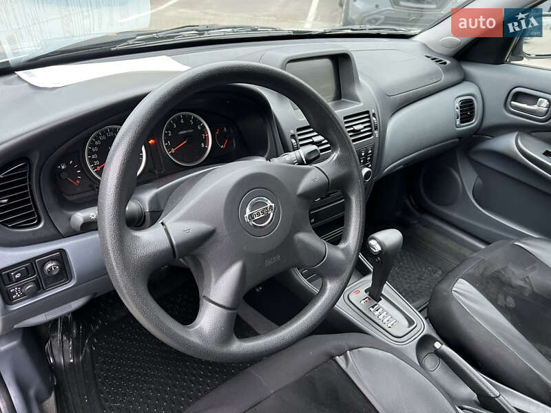 Седан Nissan Almera 2005 в Киеве фото 11 Седан Nissan Almera 2005 в Киеве