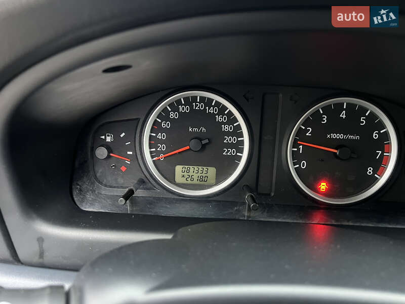 Седан Nissan Almera 2005 в Киеве фото 17 Седан Nissan Almera 2005 в Киеве