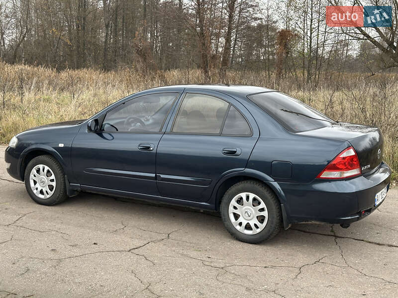 Седан Nissan Almera 2006 в Мене