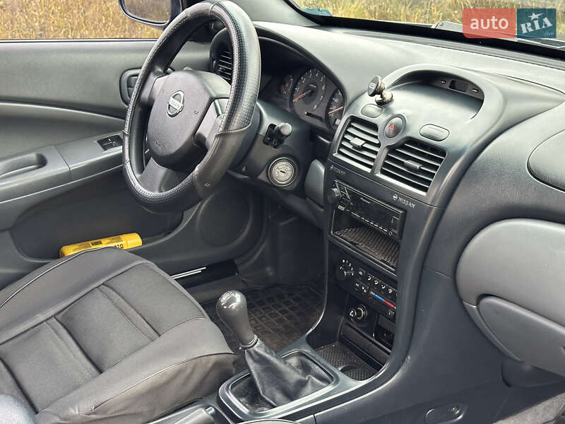 Седан Nissan Almera 2006 в Мене